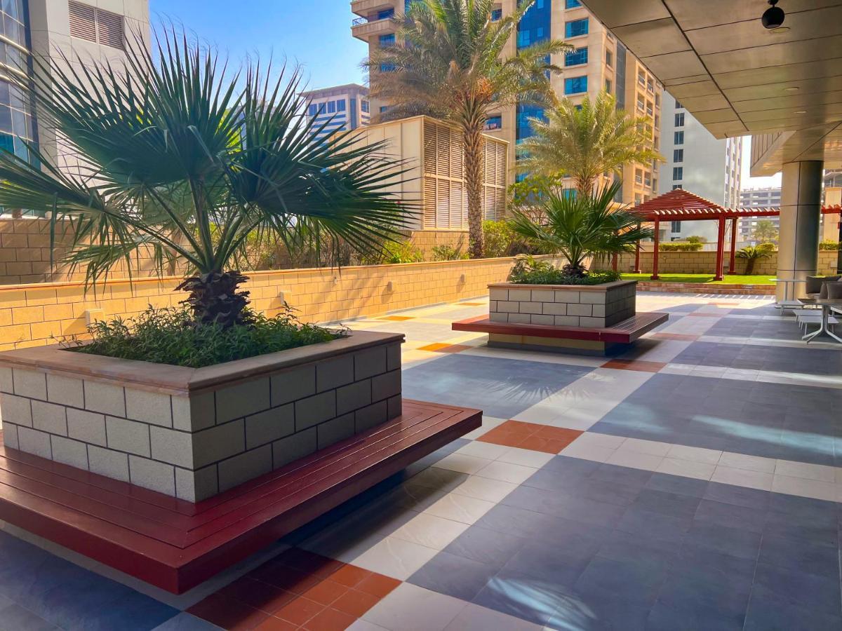 Exquisite, Luxe 1Bd Apartment, Unparalleled Sea Views, Prime Dubai Marina Location & Full Kitchen By "La Buena Vida Holiday Homes 外观 照片
